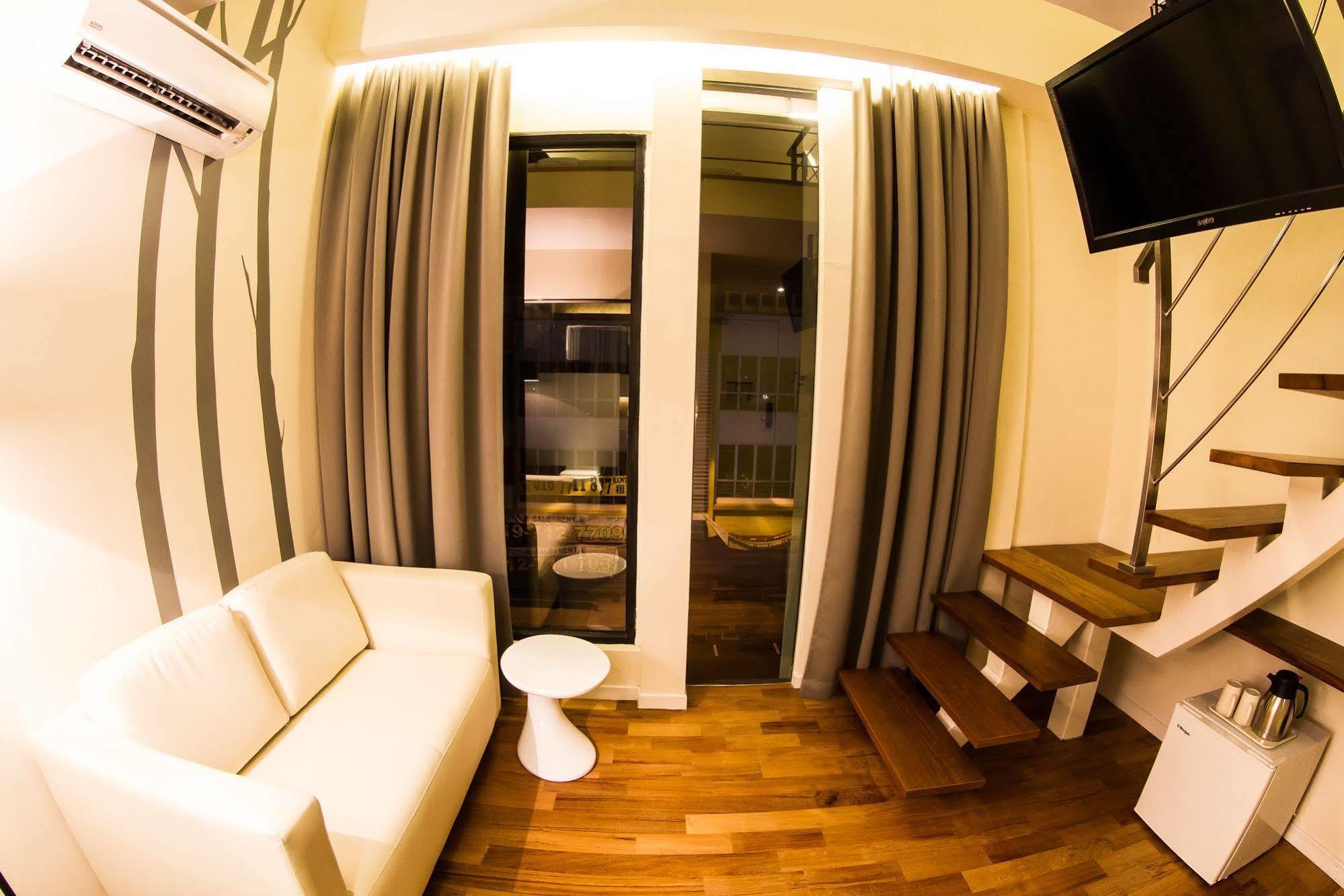 Mood Hotel Johor Bahru Exterior photo