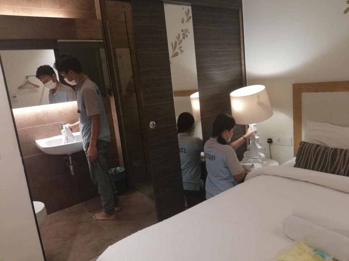 Mood Hotel Johor Bahru Exterior photo